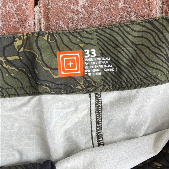 5.11 Tactical Olive and Black Board Shorts - Picture 2 of 4